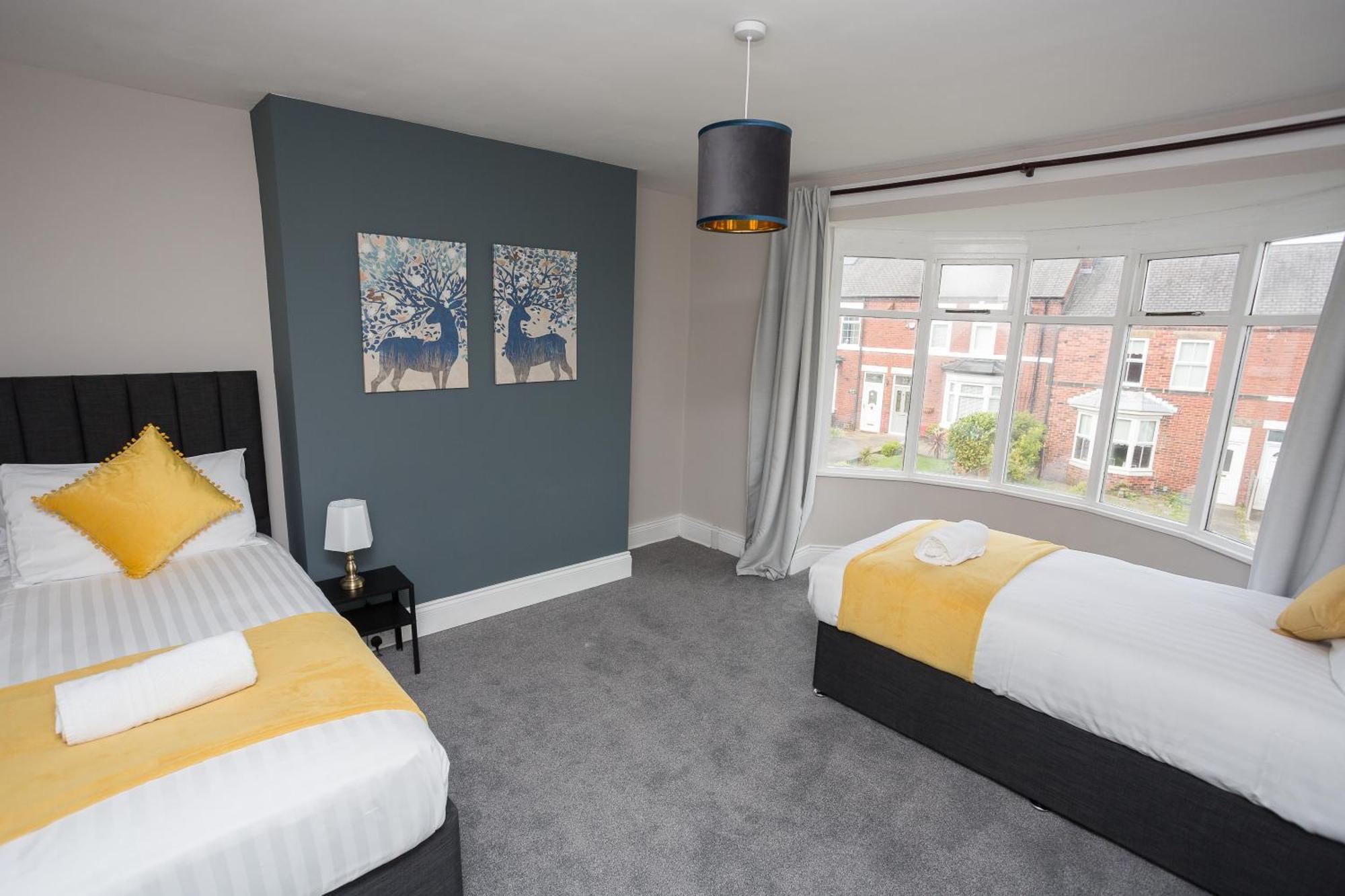 The Avenue-3 Bed Sleeps 6 Great For Contractors Villa Gateshead Bagian luar foto